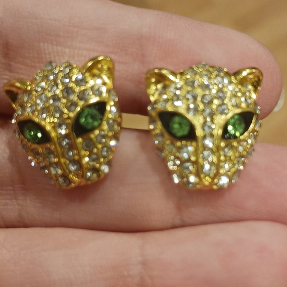 Leopard Gold 18K Plated Diamond Stud Earrings - Picture 6 of 6
